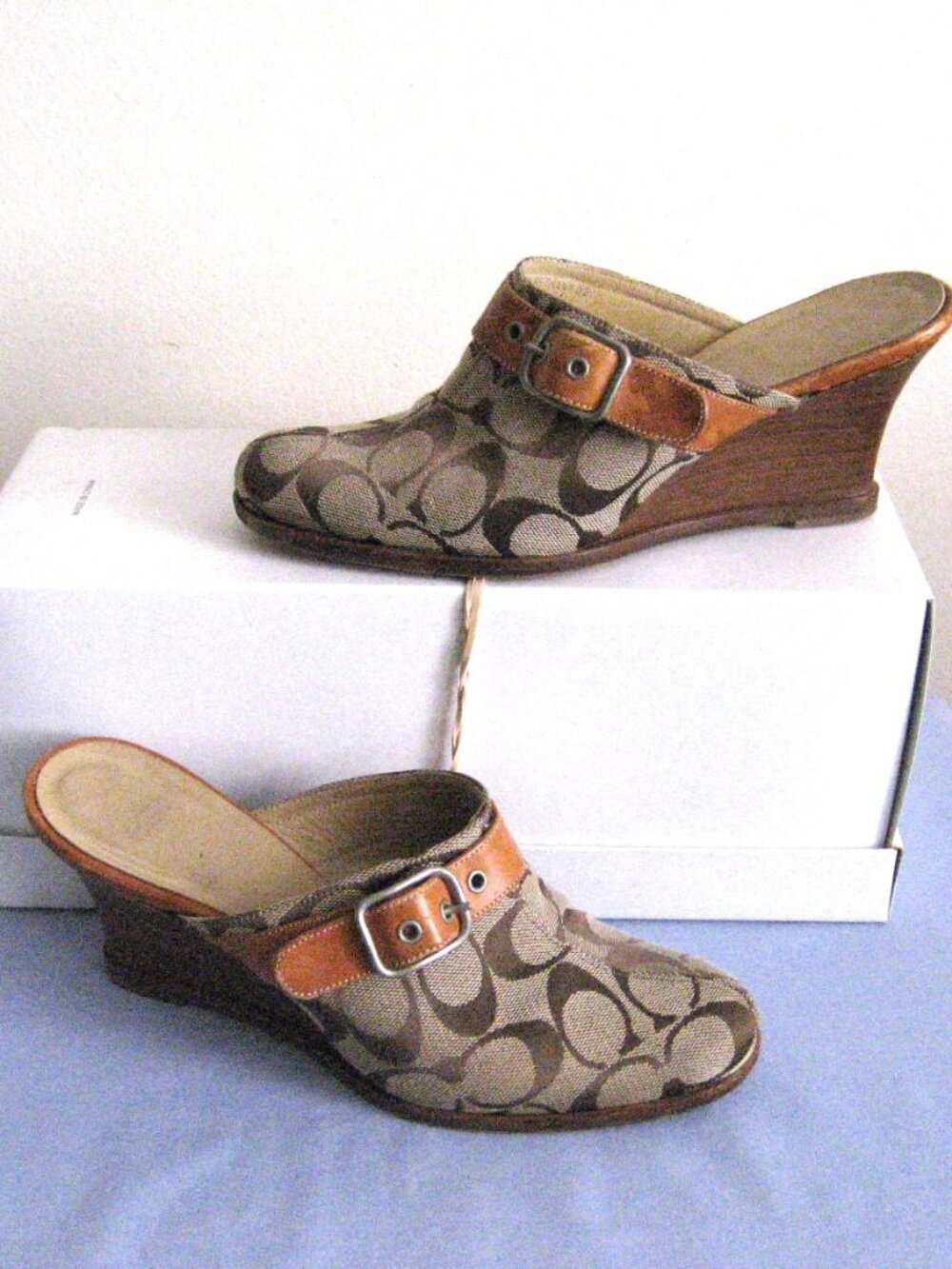 Authentic COACH Bethany D2 Signature Mule Slip On Shoes, Size 7B, Brown Tan
